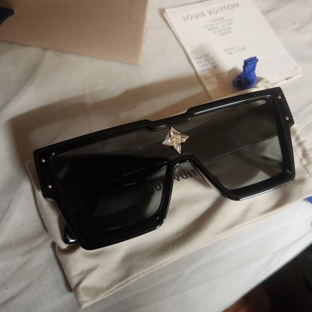 Louis Vuitton Cyclone Sunglasses